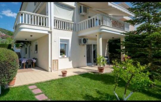 4Seasons Nea Iraklitsa Exterior foto